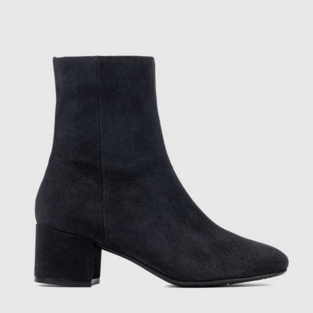 Aquatalia Suede Ankle Boots 9.5 Black